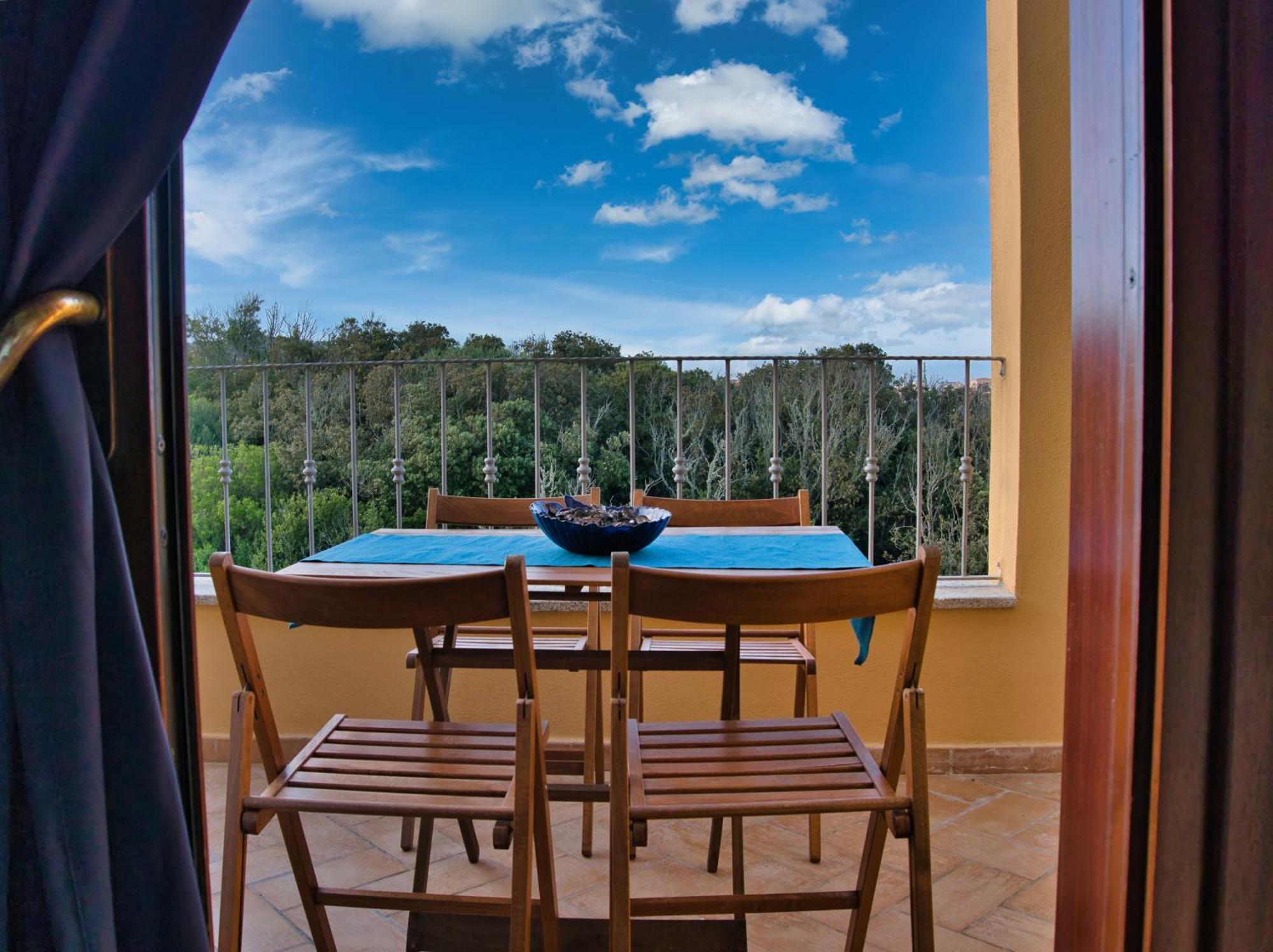 Case Vacanze A Santa Teresa Di Gallura Екстер'єр фото